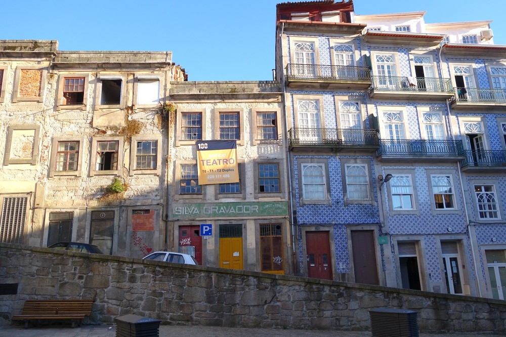 portugal-buildings