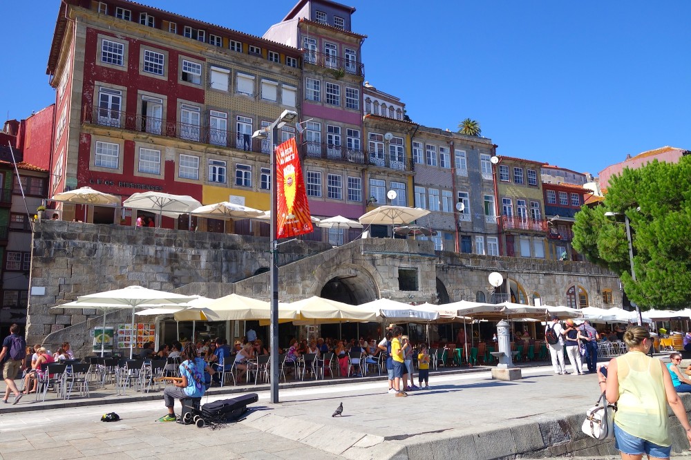 portugal-porto-buildings